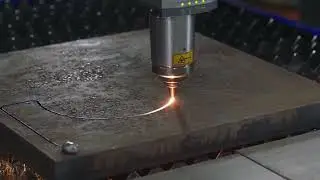 ELEMENT L 40mm Laser Straight Cutting with Oxygen - Messer Cutting Systems