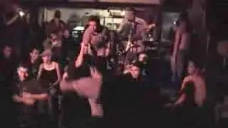 Adhesivo en vivo 2004 - Vale Verga
