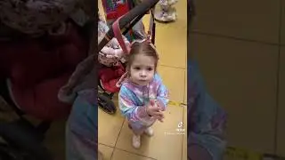 Я хотела собачку 😍 ну купите мне собачек. 
