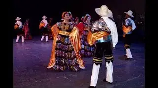 El rascapetate (con pasos). Baile folcklorico del estado de Chiapas, México.
