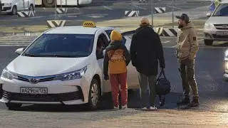 Блогеру-миллионнику проткнули колёса