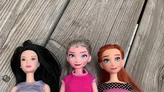 Elsa and Anna and Siri