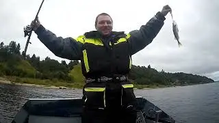 (18+) щука не давала покоя,рыбалка на новом катере