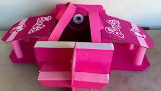DISFRAZ DEL AVIÓN DE BARBIE ✈️ (hecho con cartón) | By Jenny 🩷