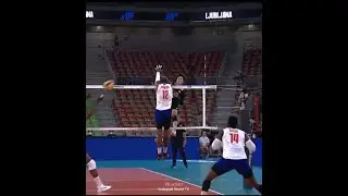 Coach's reaction toward Ran's hit 