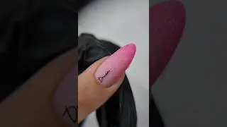 Наращивание с нежным розовым дизайном💕