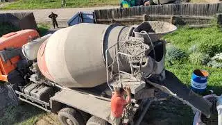 Заливка перекрытия Бетононасосом в Элите.  Т. 2-090-777
