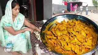 traditional🥭mango pickle 😜 ससुराल आते ही लग गई duty #mrsmachandervlogs #dailyroutine
