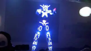 Intel Sandybridge Taiwan Launch: Dancing Robots & Girl Bands!?!?