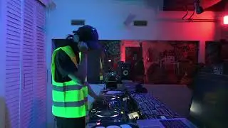 THE INTERNET IS FRAGILE with ISMAEL CONDOI aka DJ PETTORINA | MONDONERO - 22.04.2022