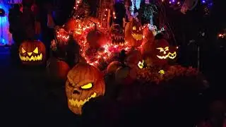 Halloween Eve 2021  walk through 🎃
