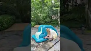 Small inflatable swimming pool