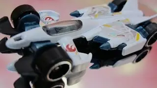 Opening Hot Wheels Star Wars Rebels Car
