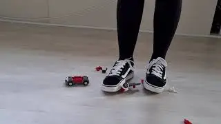 lego cars crush in vans