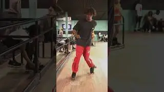 He so smooth with it🔥👌🏾 #skaterboy #rollerskating