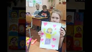 я маму рисую и маме пою