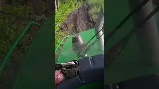Форвардер Амкодор, ліс, робота.
