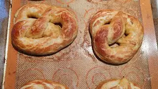 Homemade Pretzels | Where is my melted cheese at?