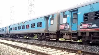 12883 Rupasi Bangla Express (Santragacchi - Purulia)