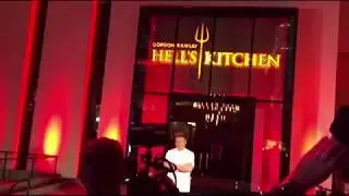 THIS is how Gordon Ramsay opens a restaurant on the strip Hell's Kitchen