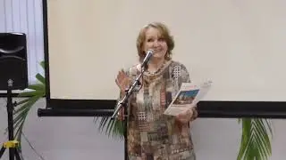 Елена Новикова   читает стихотворение Веры Абакумовой