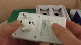 TP-Link TL-PA7020PKIT AV1000 Ver.2.0 комплект адаптеров Powerline со встроенной розеткой