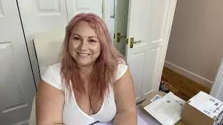 Bbw adelesexyuk wrapping presents for Christmas live red