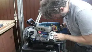 Unboxing: £150 Workzone 240v Portable Bandsaw from Aldi