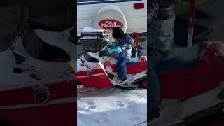 Snowmobiling to the extreme! 🤣😂👌❄️