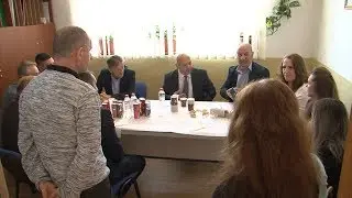 Kryetari Ardian Gjini viziton shkollën ''Zenel Sadiku'' në Babaj të Bokës - Lajme