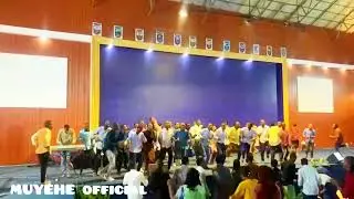 MU GITARAMO//HUYE HABAYEHO UMUNEZERO UDASANZWE//PIANIST FRED 🙌🙌
