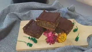 Mak, rendane jabuke, topljena čokolada... brzo i lako