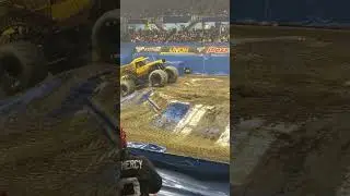 #monsterjam #monstertrucks #earthshaker #Saturdaynight