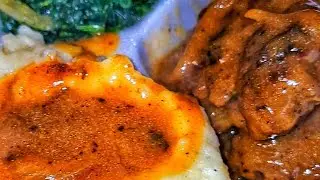 Hamburger Steak Onion Gravy Mashed Potatoes And Spinach!
