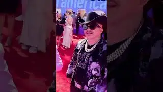 Entrevista con @chaparrochuacheneguerofucial y @juanitomillonzuki en los Latin American Music Awards