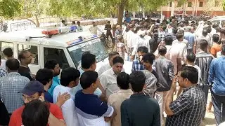 Churu होटल सनसिटी के ब्यूटी पार्लर में वारदात, मोर्चरी के सामने नारेबाजी कर प्रदर्शन