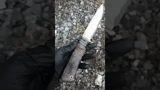Нож с центром S390.Рукоять: карбон с медными прожилками. 