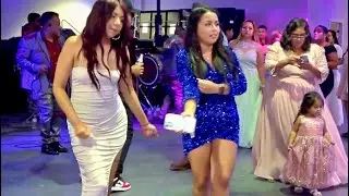 MUJERES LINDAS BAILANDO 🔥La Boda del huitlacoche (2023)