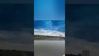 Прикольно! Едешь в Москву и видишь знак в небе сердечко!❤️👍
