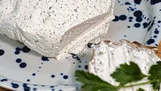 I don't buy store-bought cheese anymore! Homemade Greek Yogurt Cheese (Only 3 Ingredients)