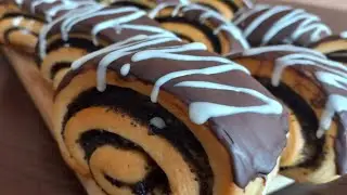 Булочки на Молоке к чаю получается БЕЗУМНО ВКУСНО. РУЛЕТИКИ с маком.