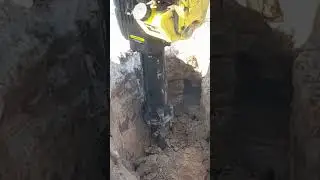 В этот раз попалась очень промерзлая земля