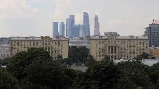 Москва: Виды от Парка Горького/Russia: Moscow Views