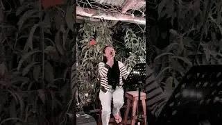 di tunggu yah cover lagu dari kak sweetly