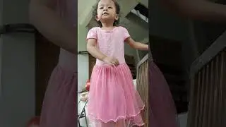 Jadi Princess Elsa.. Lucunya Aqila Afhin #shorts #frozen #elsa #elsafrozen