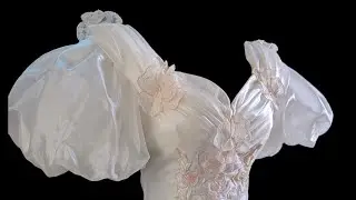 This Dress Looks Like It's From The Movie Labyrinth (1986) #labyrinth #weddingdress #vintage #1980s