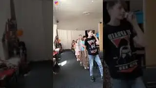 То чувство когда у тебя забрали стул🤟