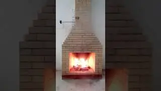 Первая топка камина из кирпича.