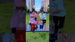 Sponge Squeezing Challenge, Which Team Won First? #Funnyfamily #Partygames