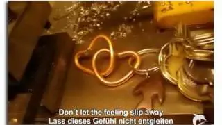 ♥ Danger Danger ♦ Never Give Up (w / Lyrics / En / Ge) ♥